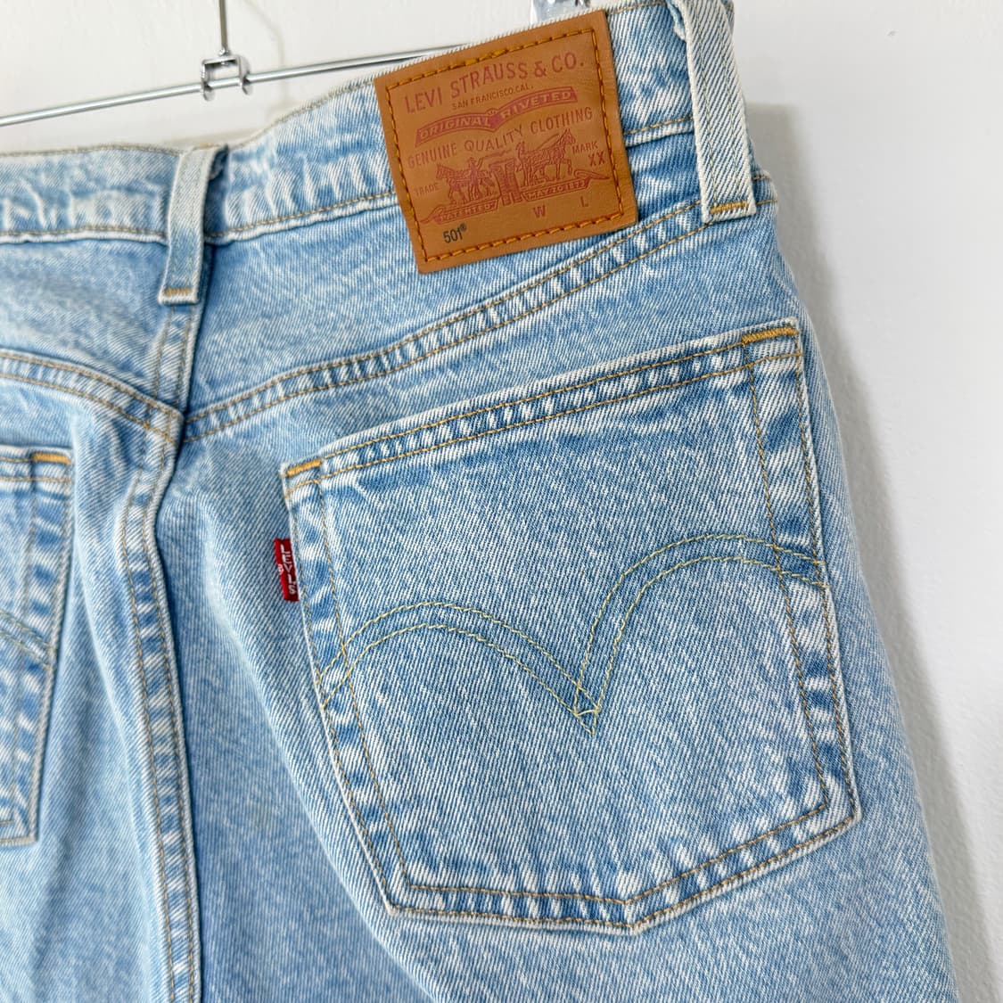 [25] 리바이스 501 연청 청바지 상품이미지6