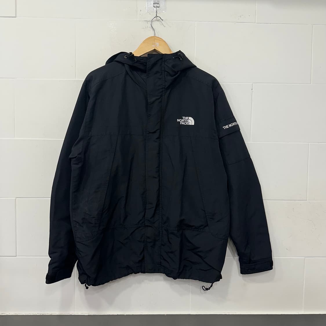 노스페이스 바람막이 상품이미지1