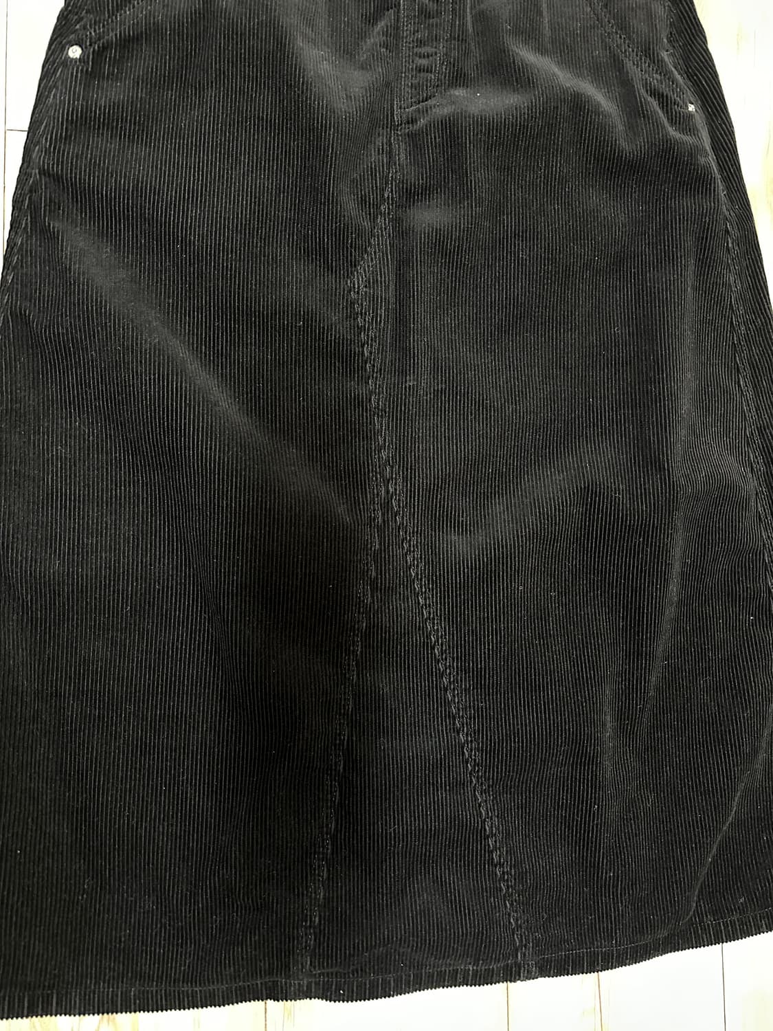 언노운 플라넷_오버롤 코듀로이 롱스커트 블랙(현재 사이트 품절 상품) 상품이미지3