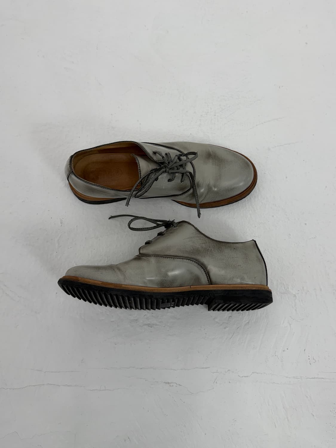 MM6 Distressed Painted Loafer (gray) 상품이미지3
