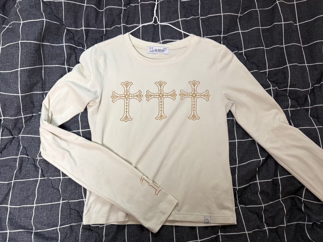 여성 봄옷 eessay 에세이 십자가 롱슬리브 상품이미지1