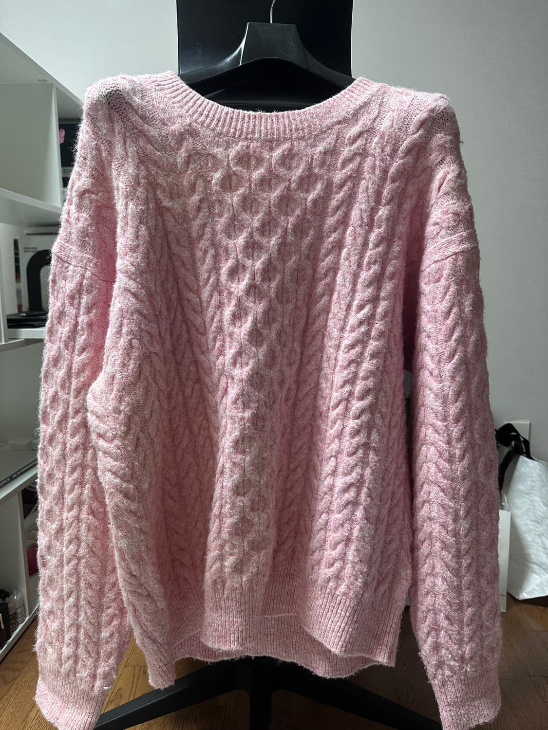 SCENT 핑크 꽈배기 니트 상품이미지1