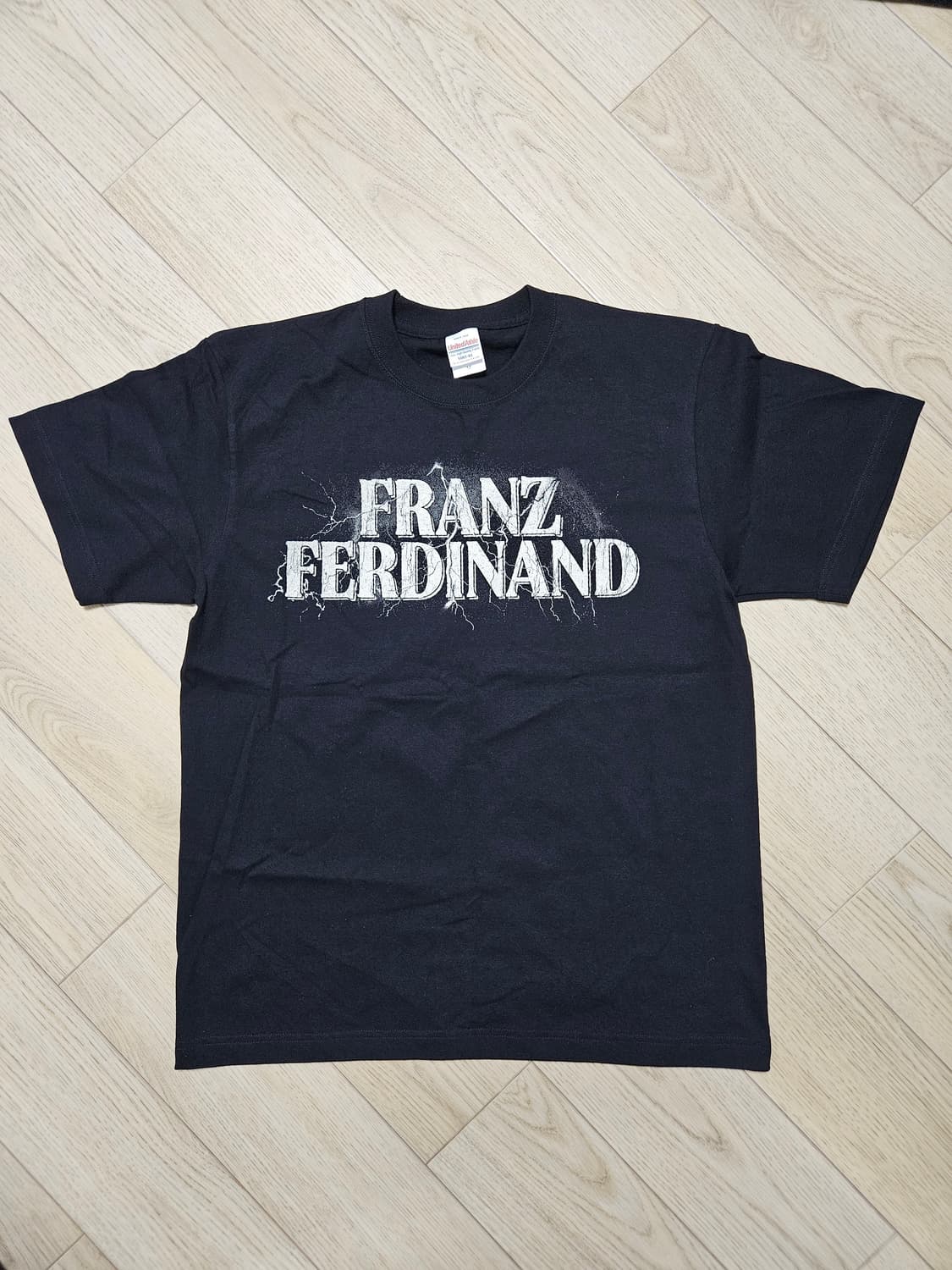 프란츠퍼디난드 2025 아시아 투어 티셔츠

밴드티 상품이미지1