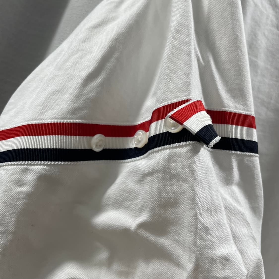톰브라운/ 트리콜로 암밴드 화이트 셔츠/ 3 상품이미지7