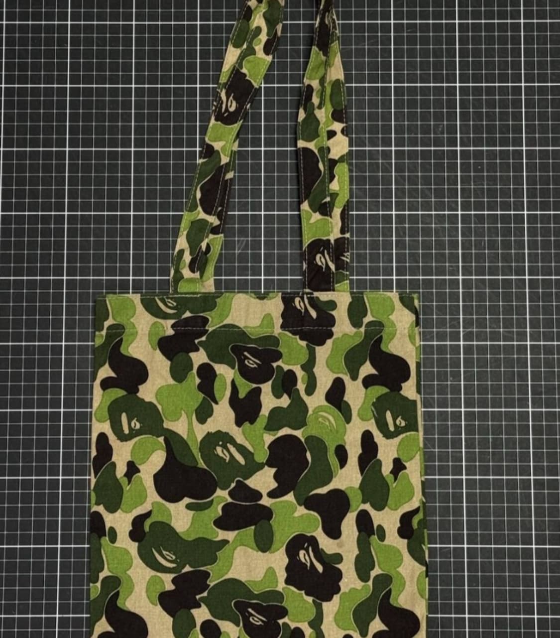 베이프 90s NIGO 토트백 상품이미지1