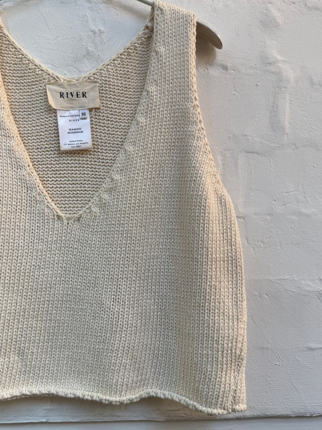 River 아이보리 브이넥 니트 슬리브리스 탑 36 상품이미지3