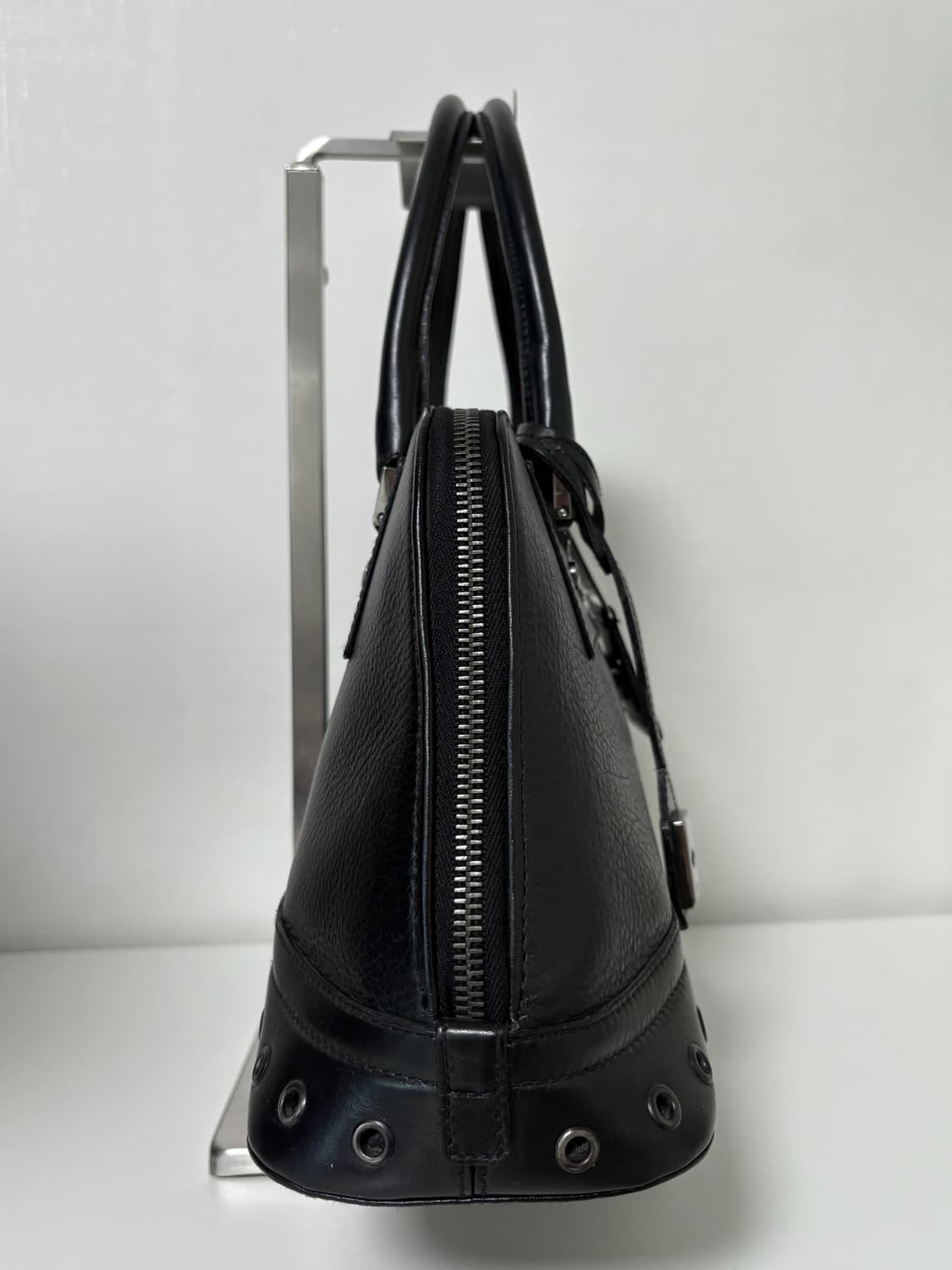 디올 스트릿시크 레더 토트백 상품이미지4