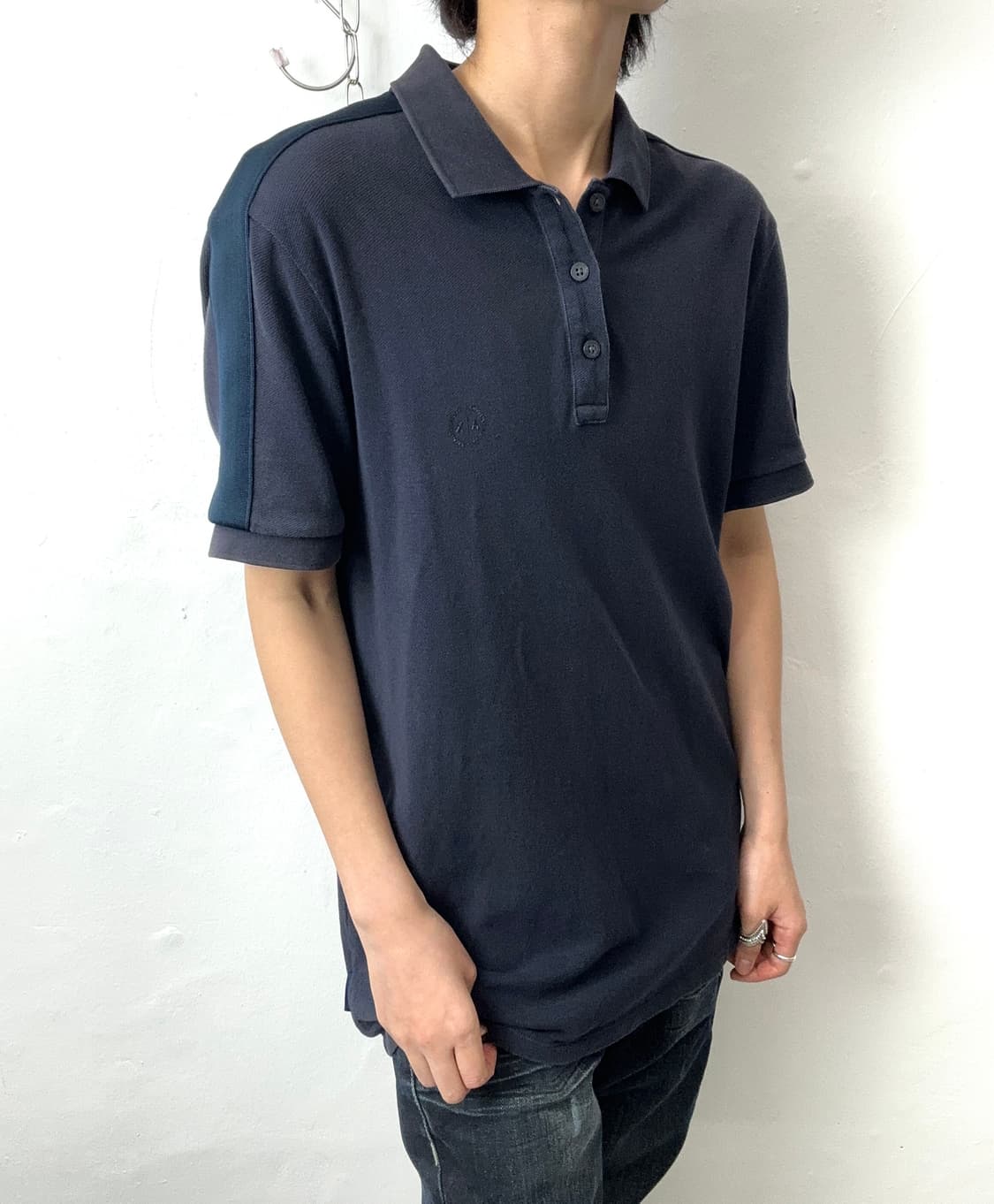 Armani Exchange Color Block Shoulder Pol 상품이미지2