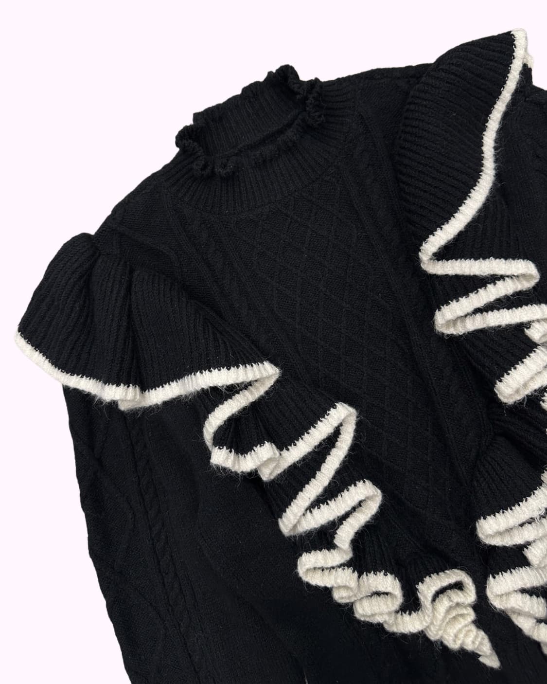 black ruffle detail knit 상품이미지2