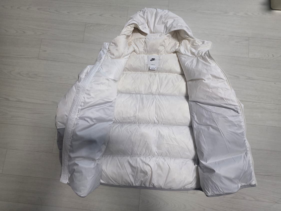 나이키 스톰핏 윈드러너 패딩 XL사이즈 상품이미지2