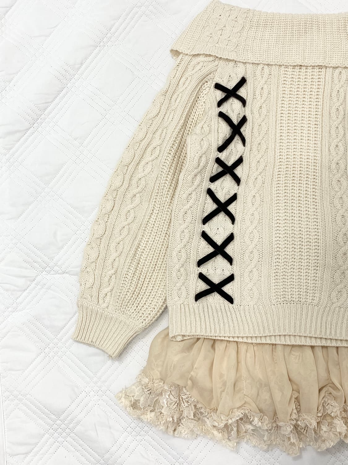 ꒰ঌ 엑시즈팜 아일렛 오프숄더 니트 ໒꒱ 상품이미지2