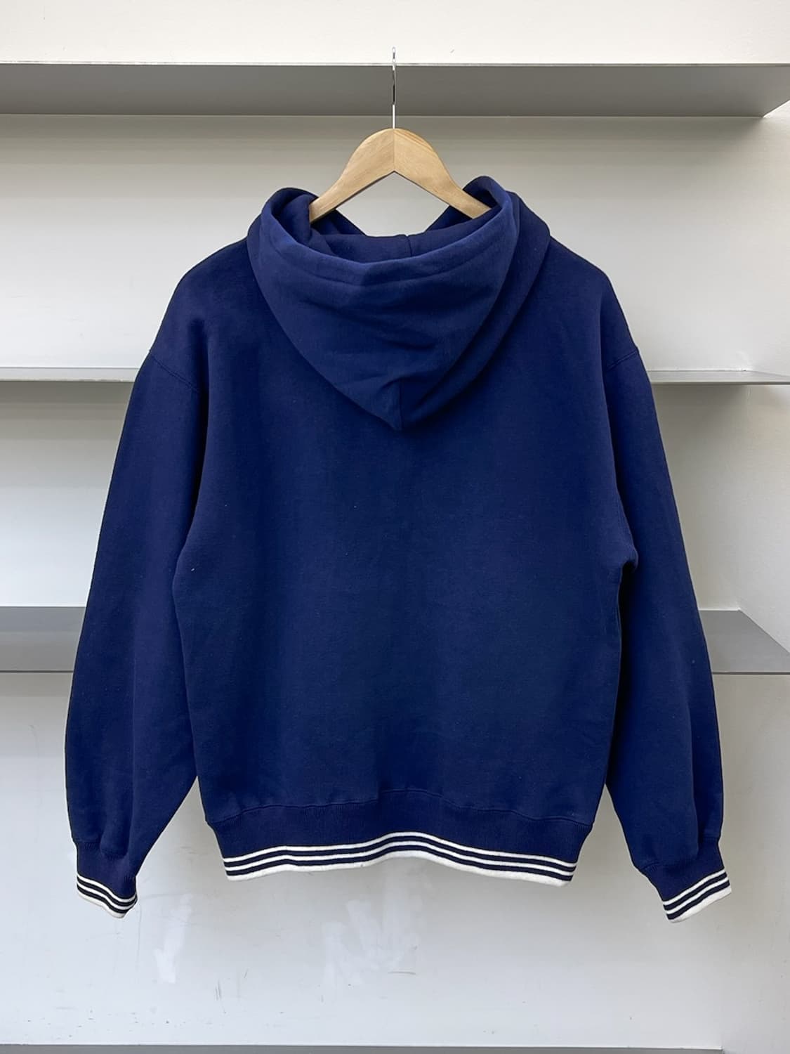 비치 스케이트보드 90s 스펠 로고 후드티 상품이미지3