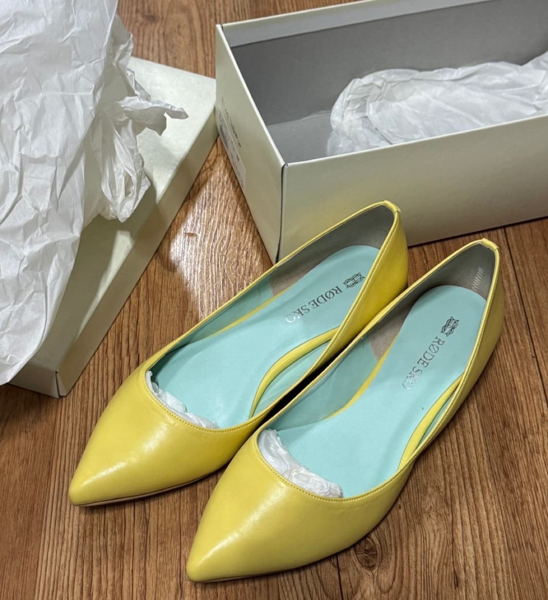 어반리서치 플랫 레몬 상품이미지1