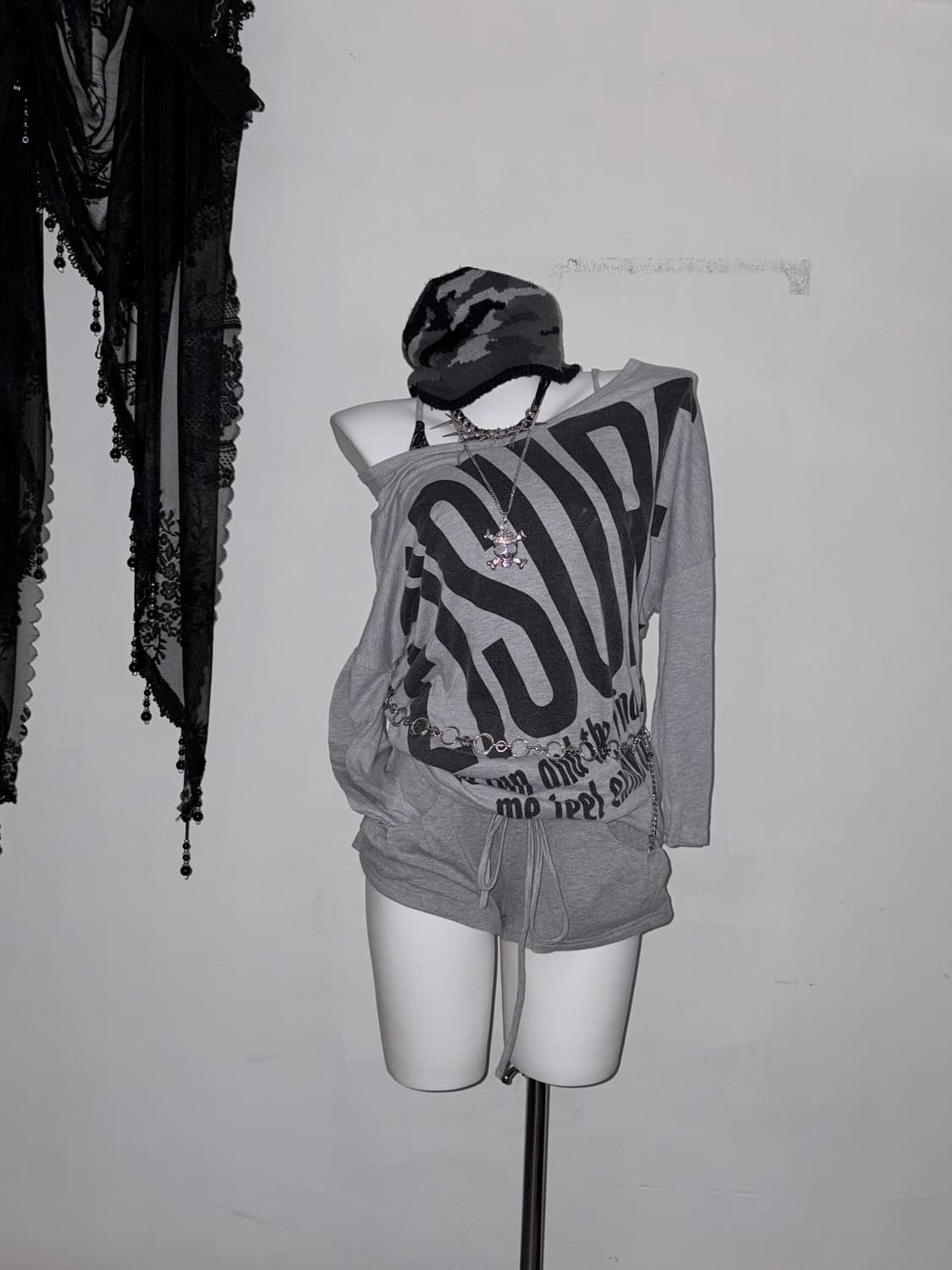 00s 후들핏 무채색 갸루 코디🖤 y2k 시부야 걀 서클 st 상품이미지9