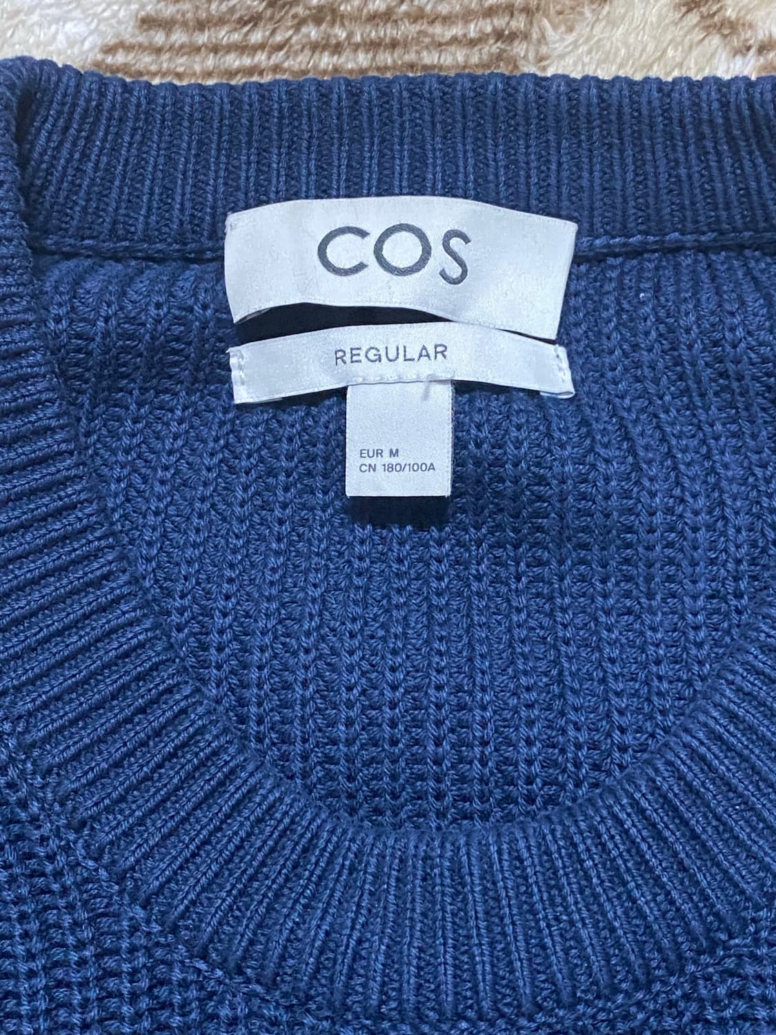 COS 코스 남성 리브드 니트 스웨터 네이비 100-105 상품이미지2