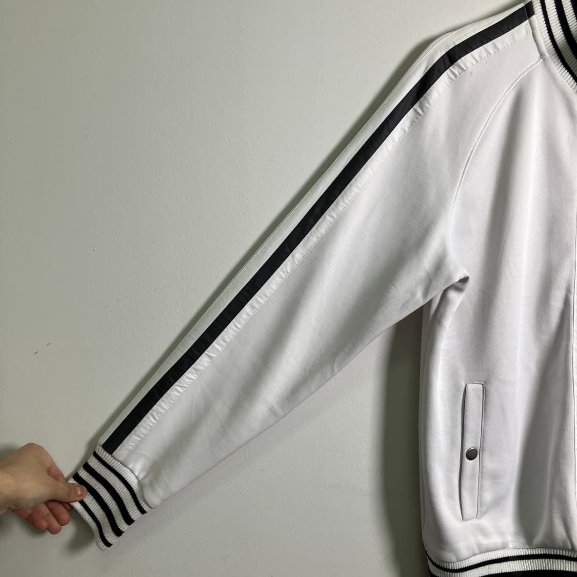 버버리 블랙라벨 화이트 트랙 집업 자켓 상품이미지7