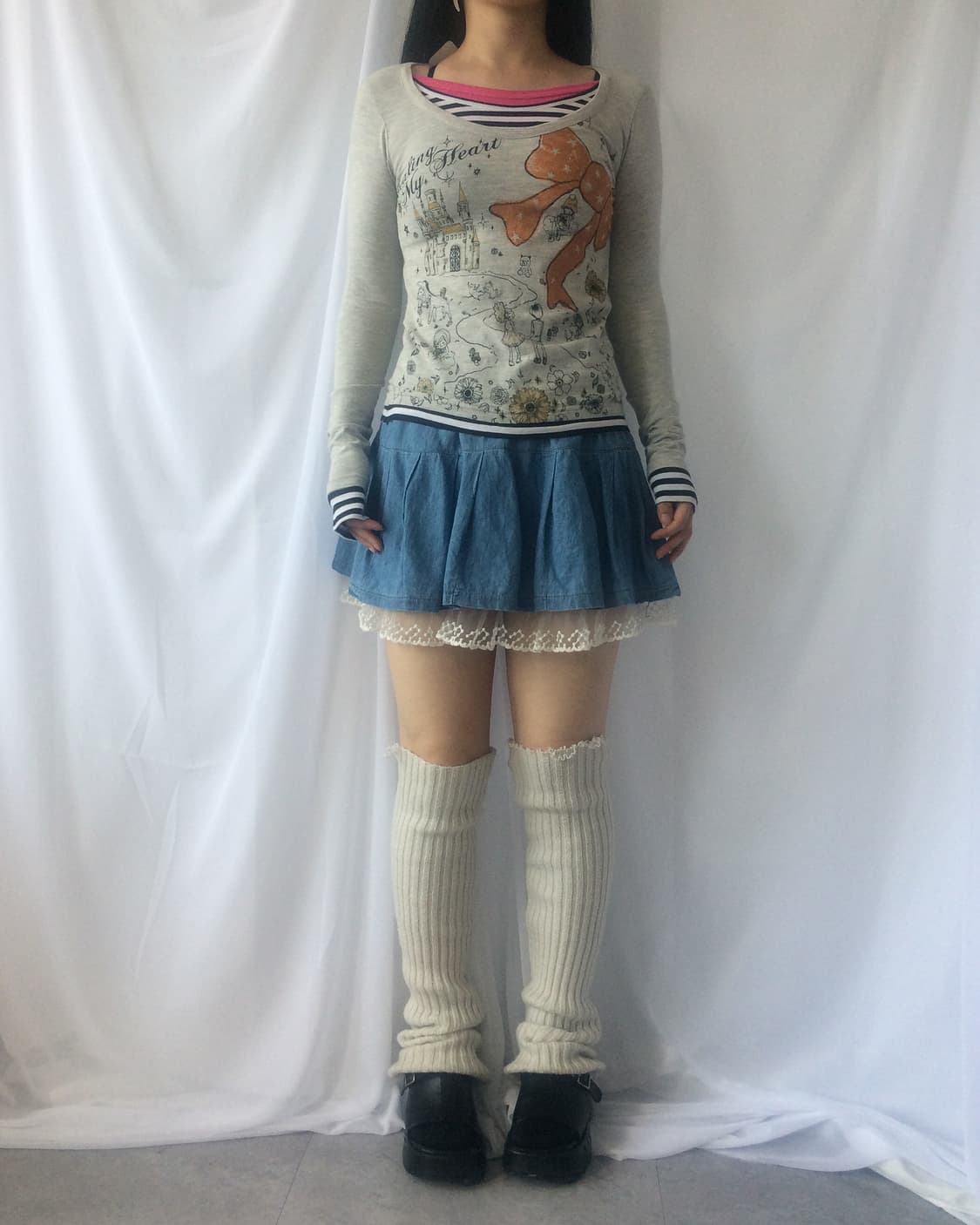 Lace trimming pleats mini skirt 상품이미지4