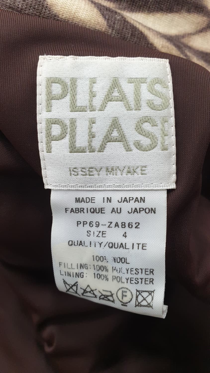 플리츠 플리즈 이세미야키 울 집업  Size 4 상품이미지3