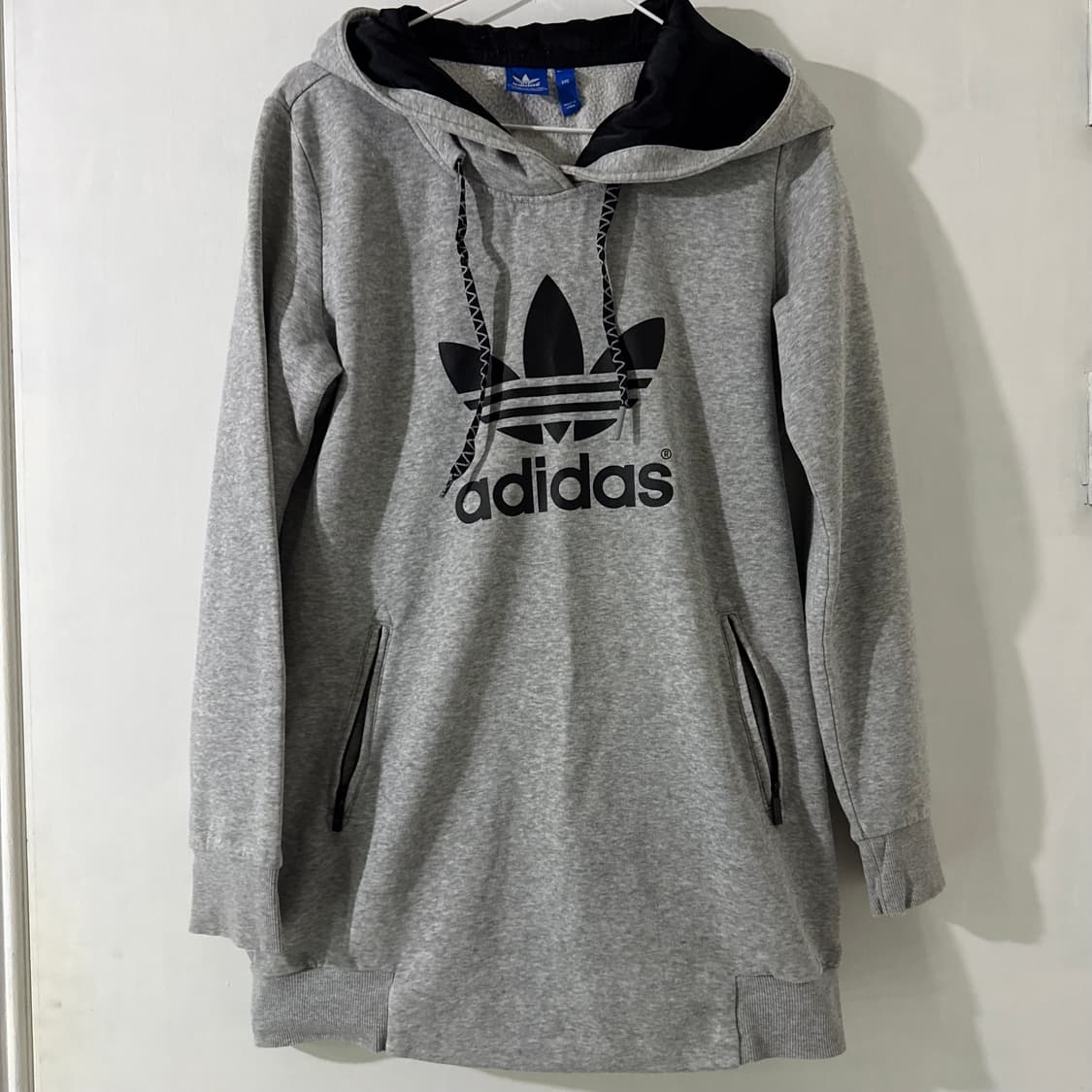 아디다스 불꽃파이어버드 빅로고 그레이 후드티 🩶🖤 상품이미지3