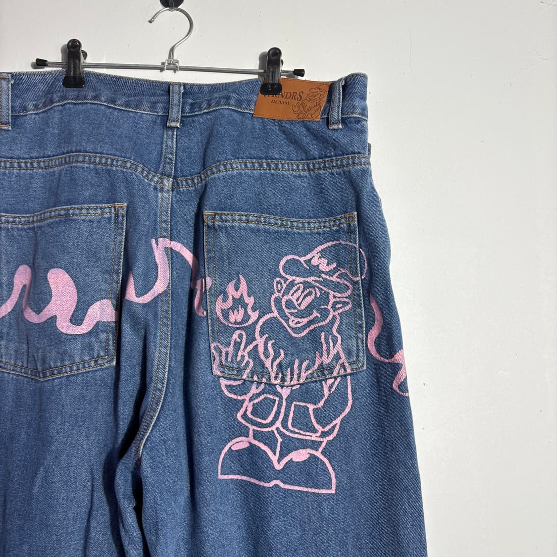 WKNDRS 그래픽 데님 팬츠 (무료배송) 상품이미지3