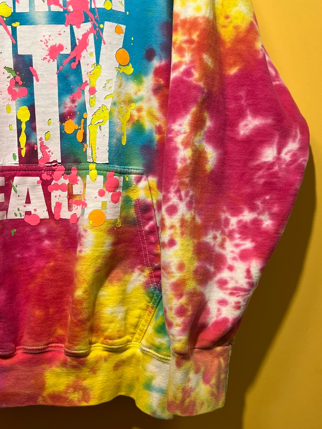 [L] 타이다이 파나마 시티 그래픽 후드 티셔츠 상품이미지5