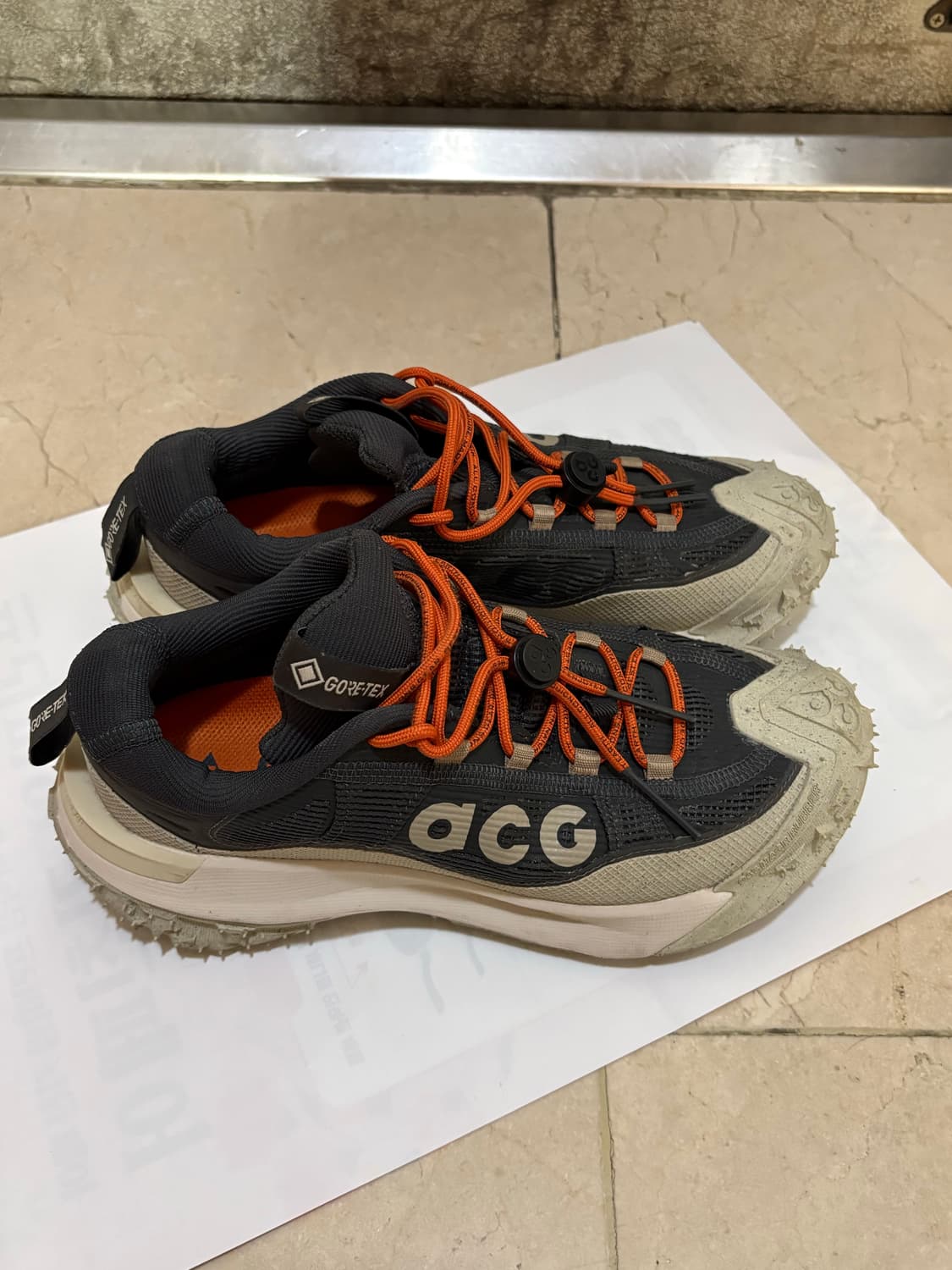 나이키 acg 마운틴 플라이 2 로우 고어텍스 상품이미지1