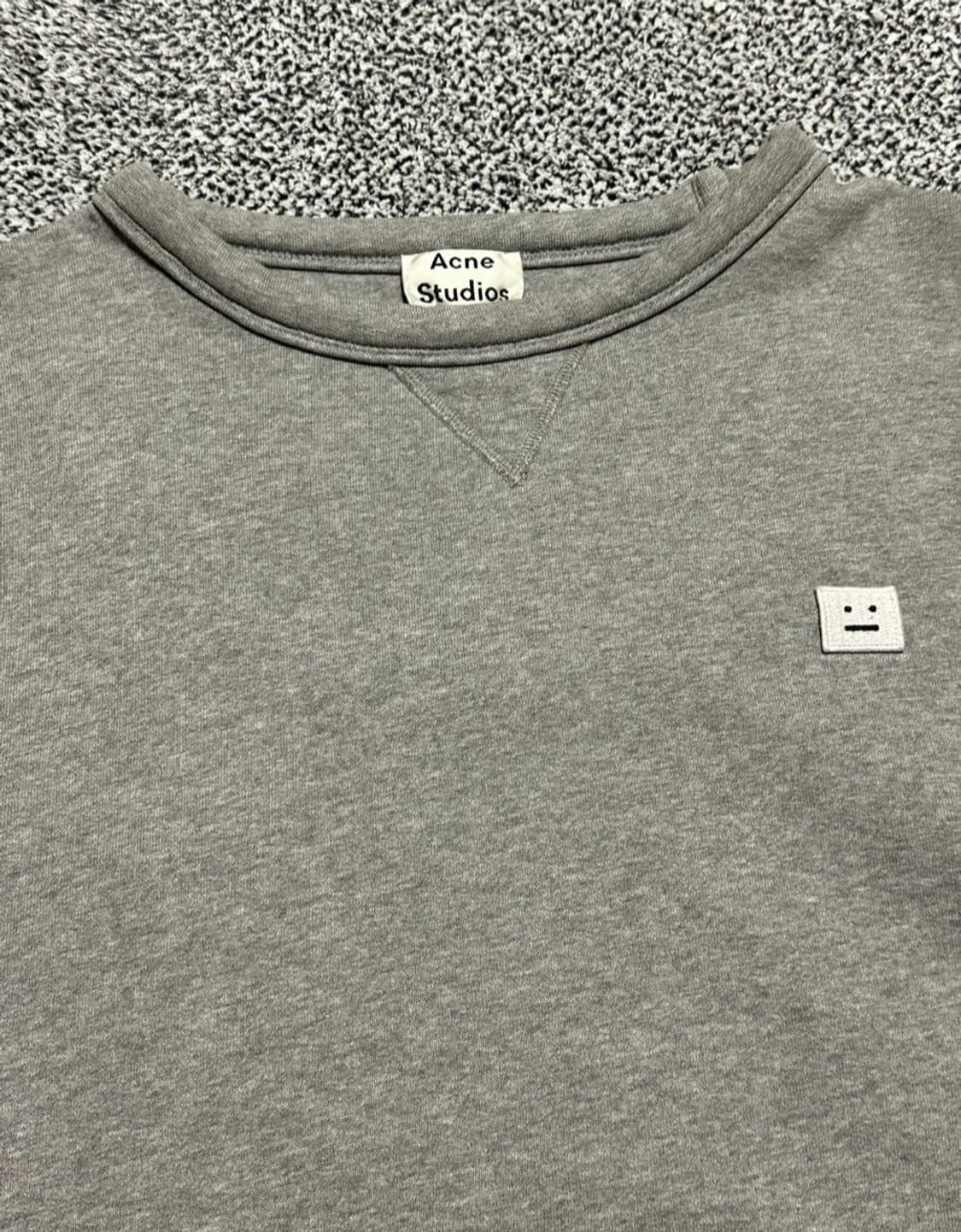 아크네스튜디오 핀트페이스 그레이 XL 상품이미지2