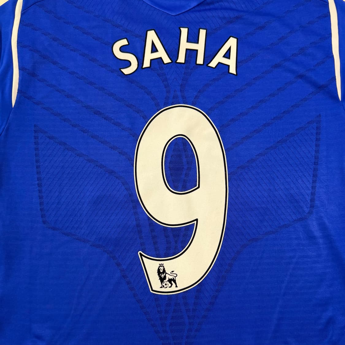 08-09 에버튼 홈 루이 사하 유니폼 상품이미지2