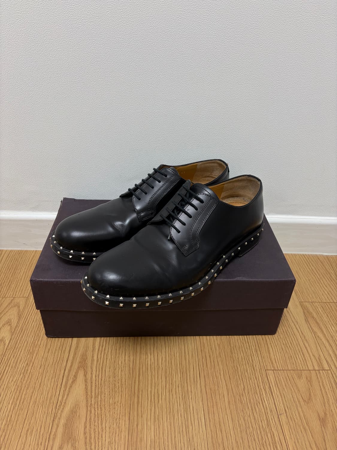 발렌티노 락스터드 더비 슈즈 상품이미지2