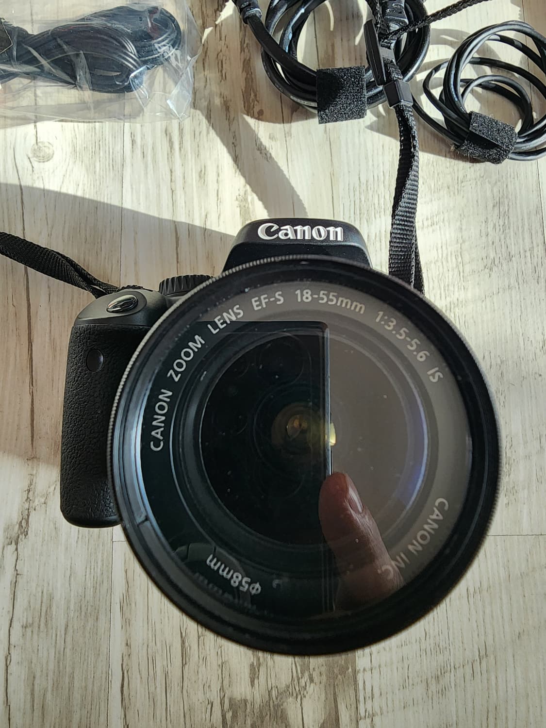 캐논 EOS 550D DSLR 크롭 바디+18-55mm 번들렌즈셋 팜. 상품이미지3