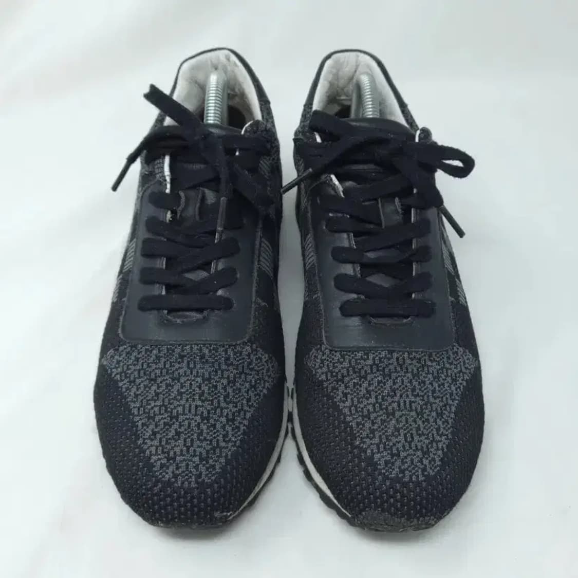 루이비통 남성 스니커즈 블랙/회색 43사이즈 상품이미지5