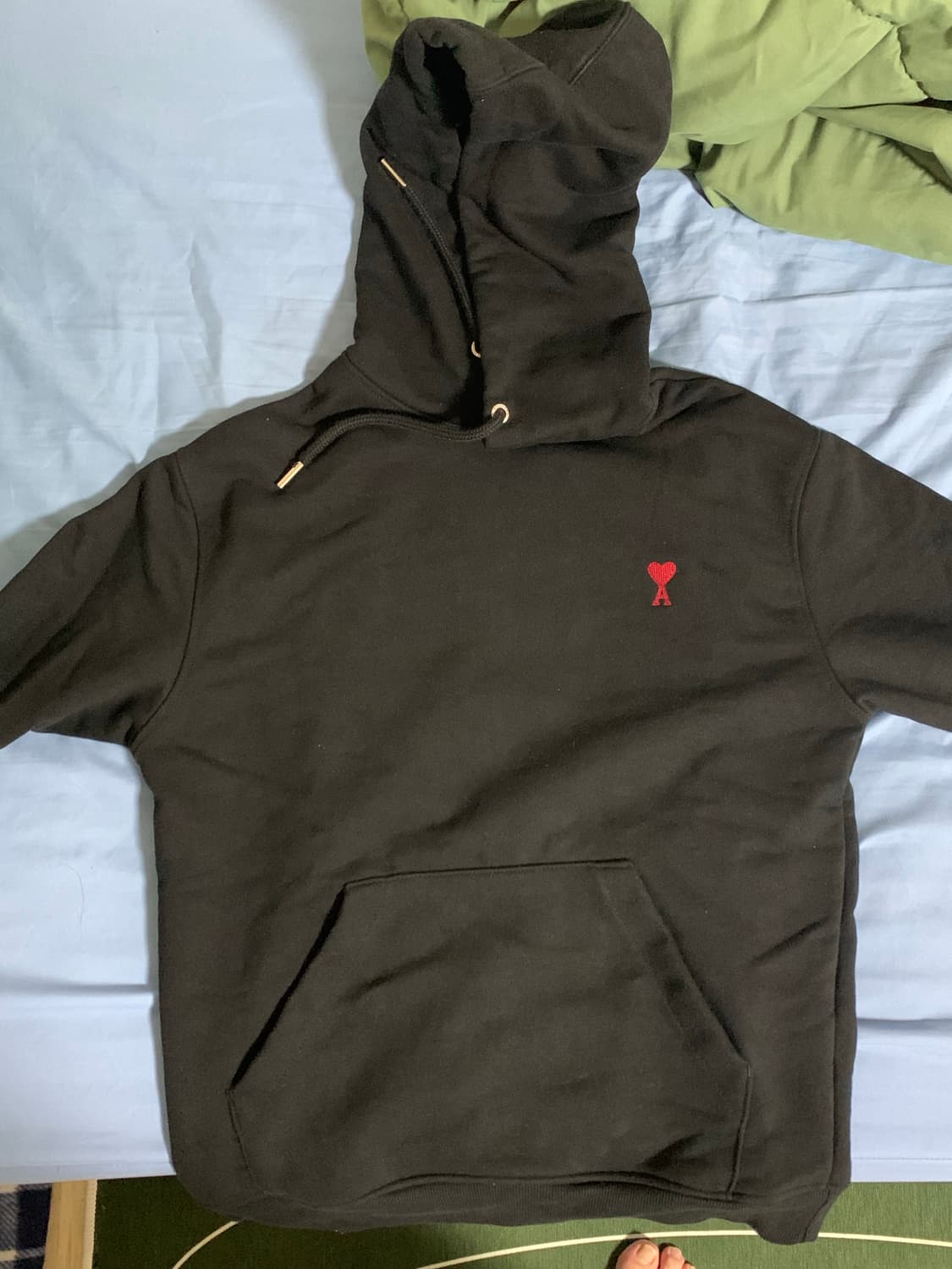 아미 스몰로고 후드티 상품이미지1