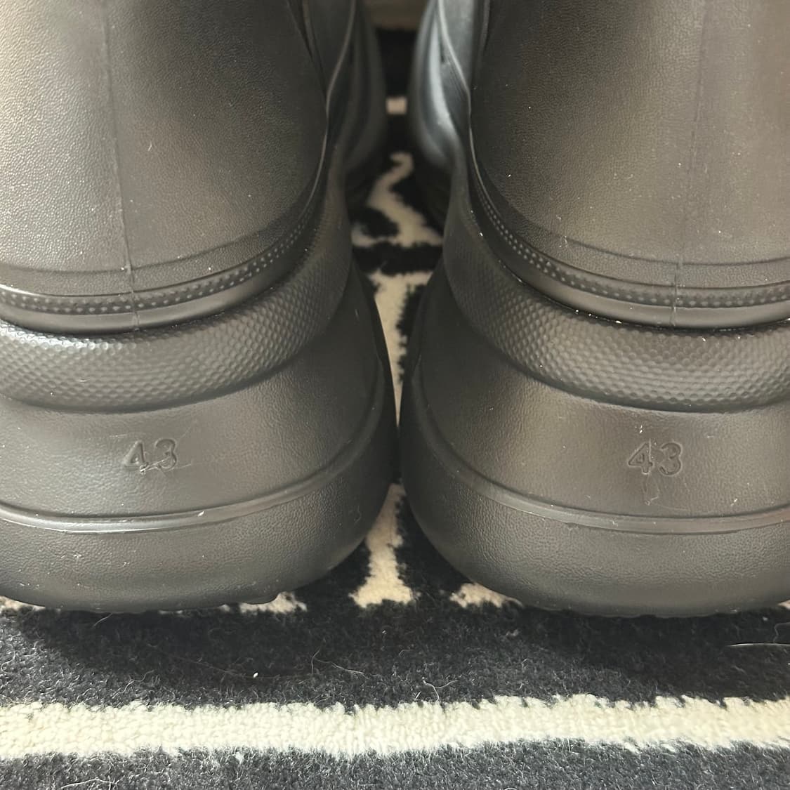 발렌시아가 크록스 부츠 상품이미지4