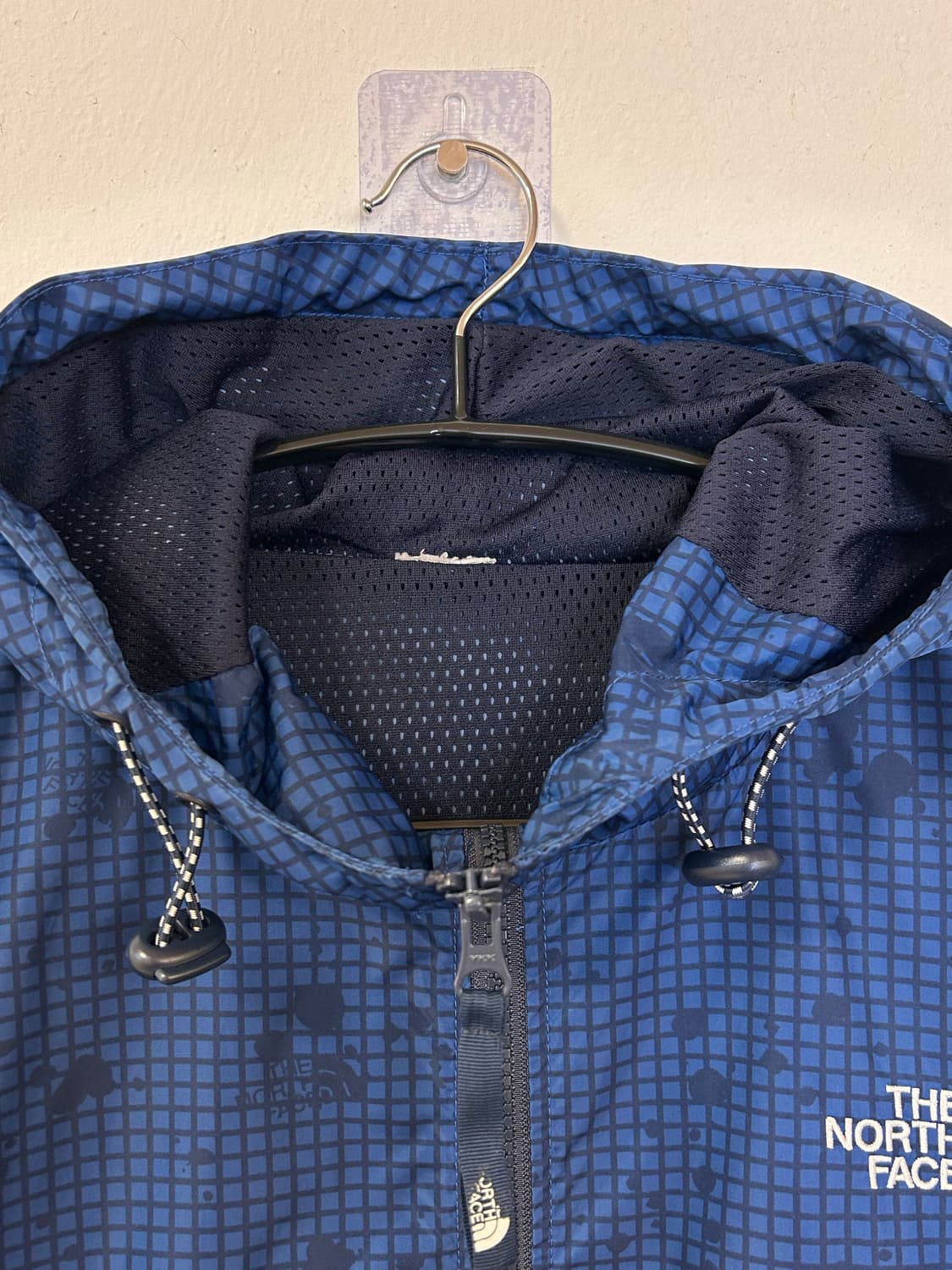 노스페이스 패턴 바람막이  (실측 100-105) 상품이미지4