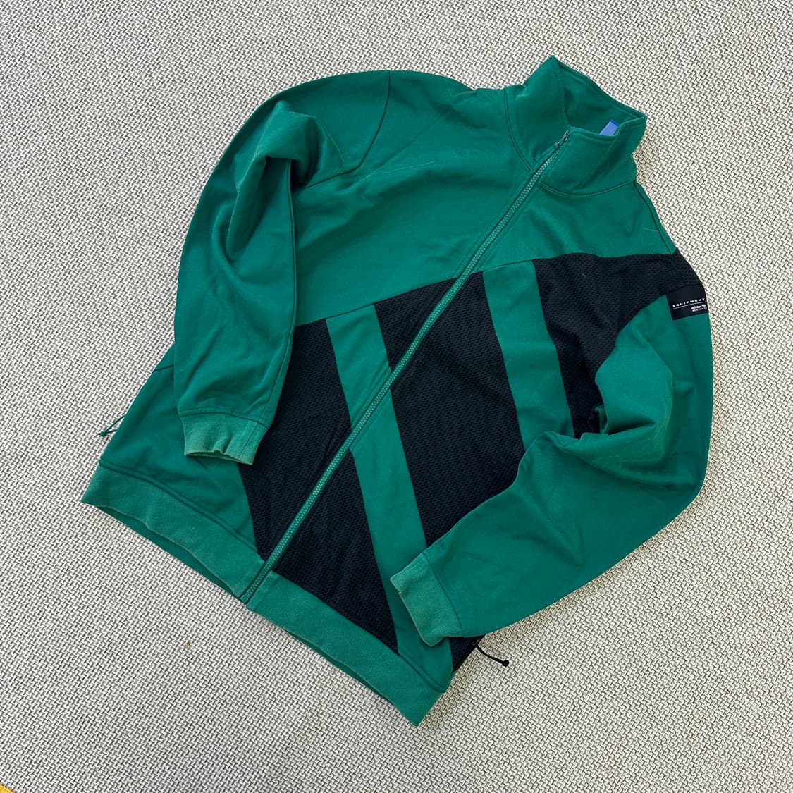 110 아디다스 이큅먼트 빈티지 트랙자켓 0424D 상품이미지1