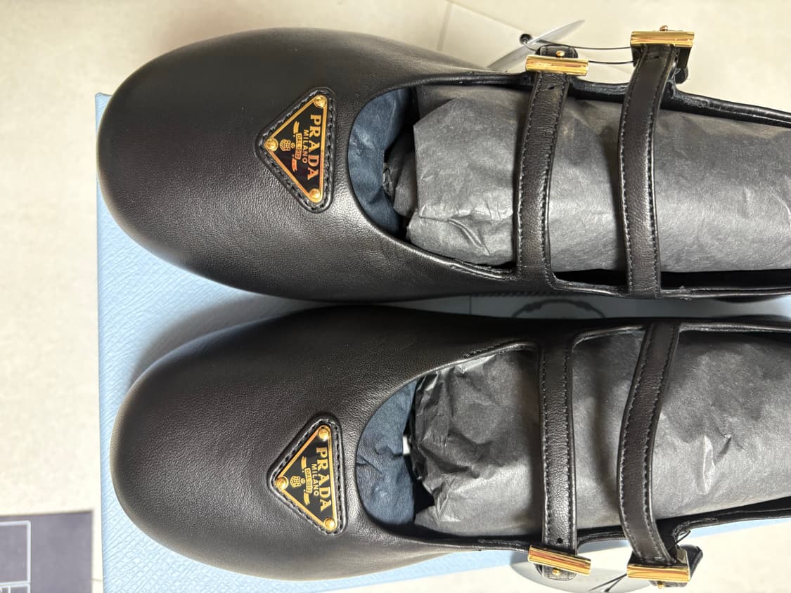 (새상품)프라다 메리제인 플랫슈즈 38사이즈 상품이미지3