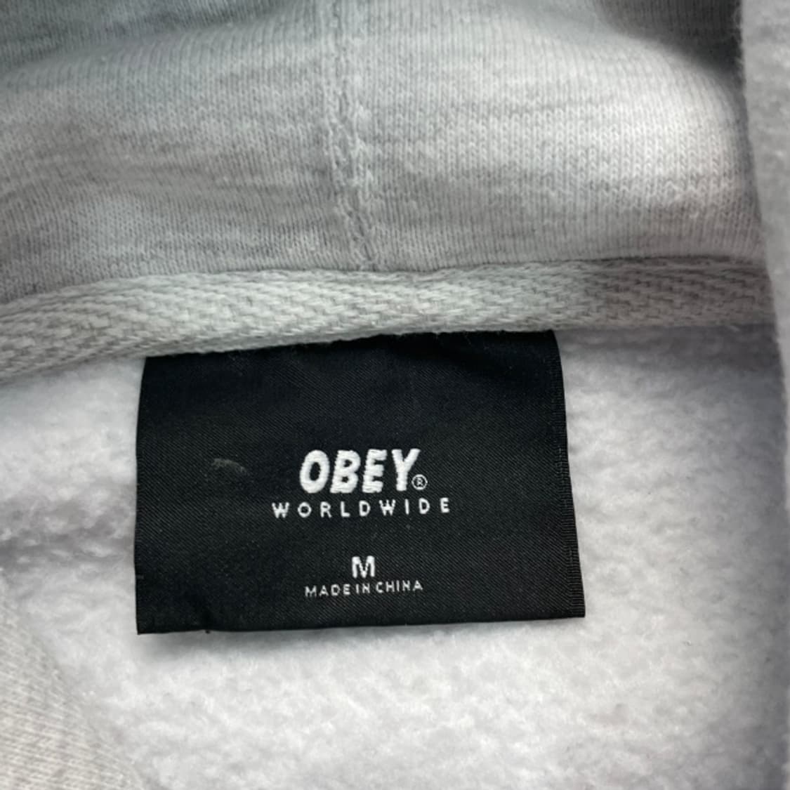 100 오베이 후드티 상품이미지3