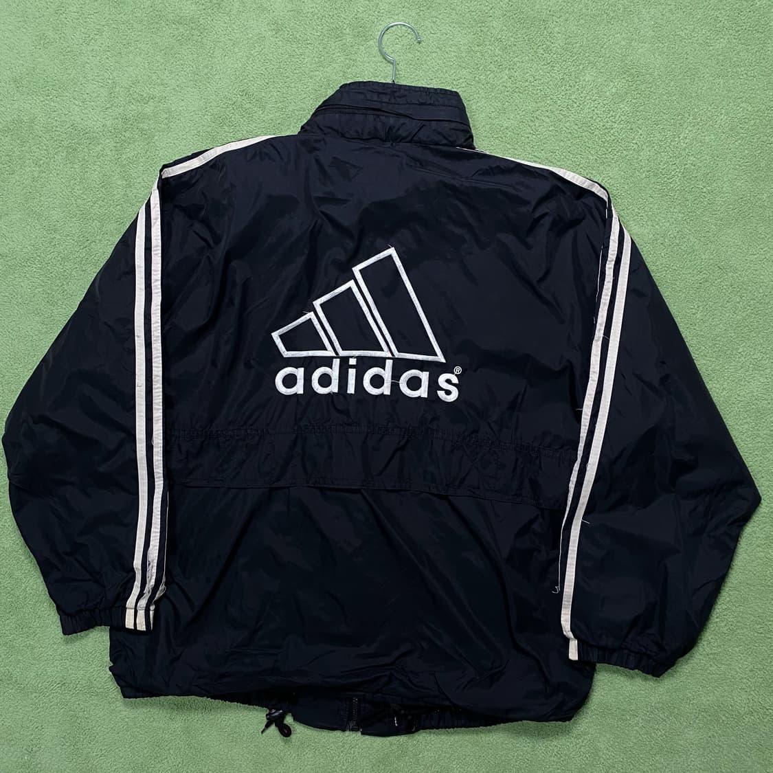 아디다스 후면 삼각 빅로고 올드스쿨 블랙 윈드브레이커 상품이미지5