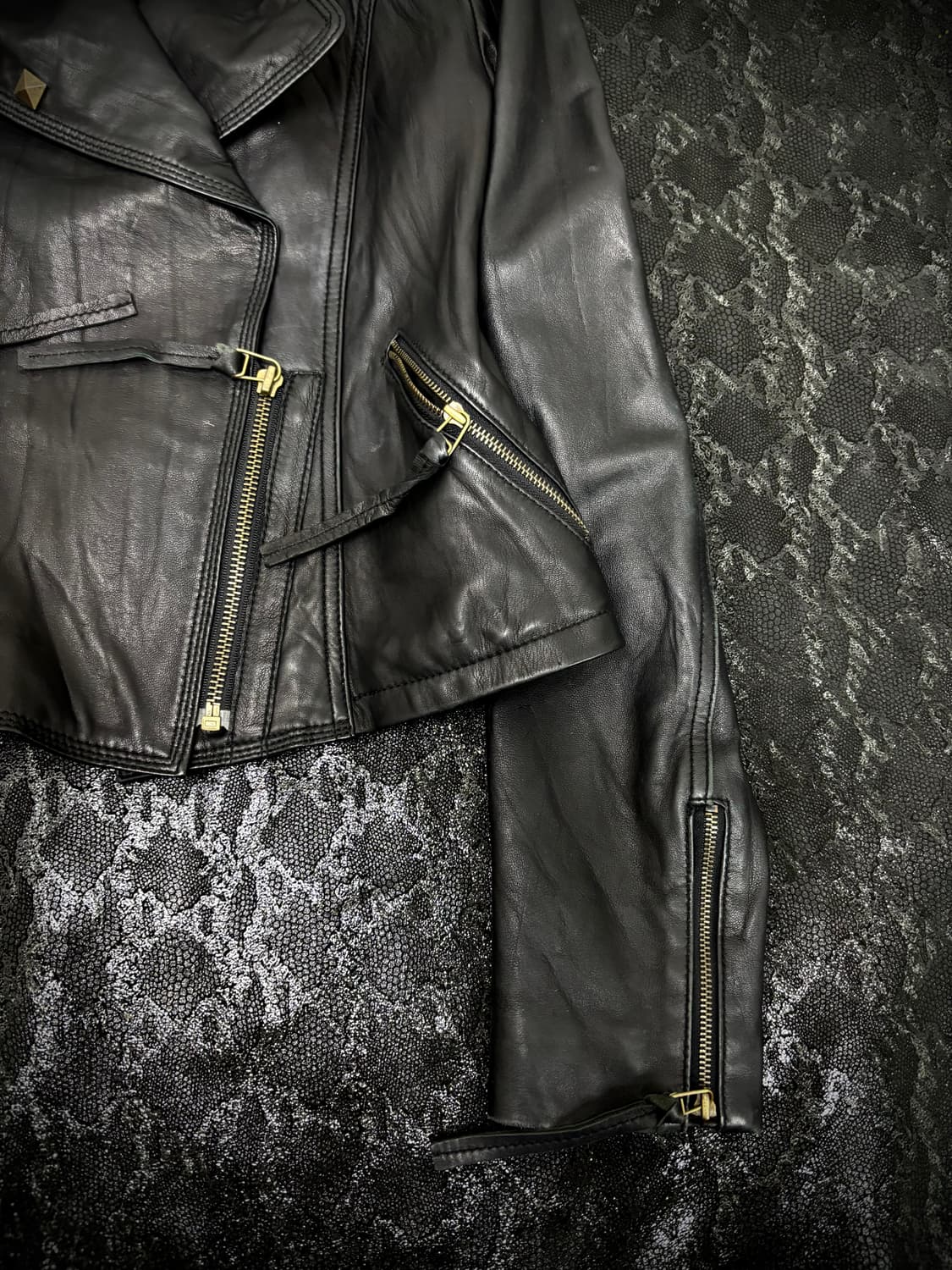 “Vintage” Chic Mood Stud Leather Jacket 상품이미지2