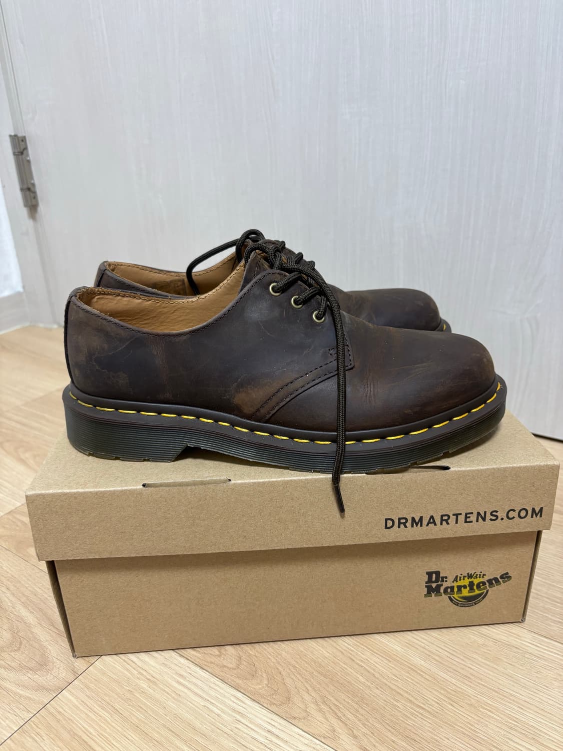 닥터마틴 1461 크레이지 홀스 레더 부츠 다크 브라운 250 상품이미지3