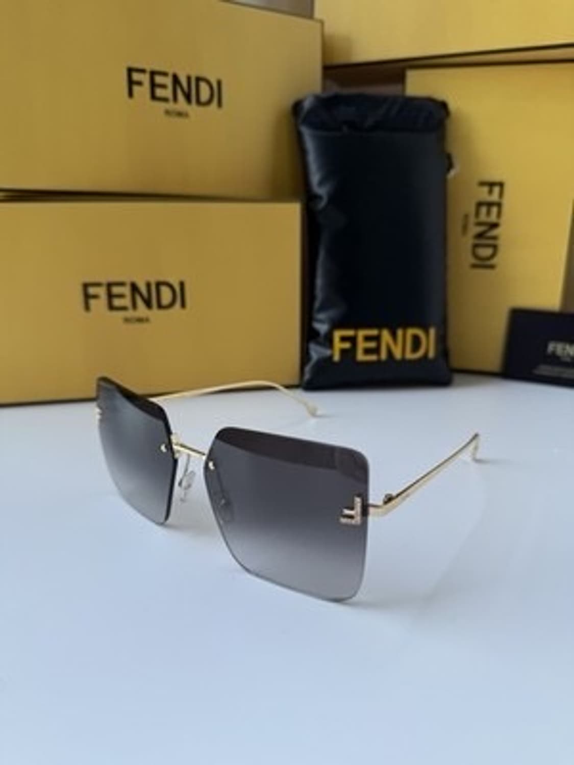 (미착용)펜디 스퀘어 프레임리스 선글라스 FE4082US 상품이미지1