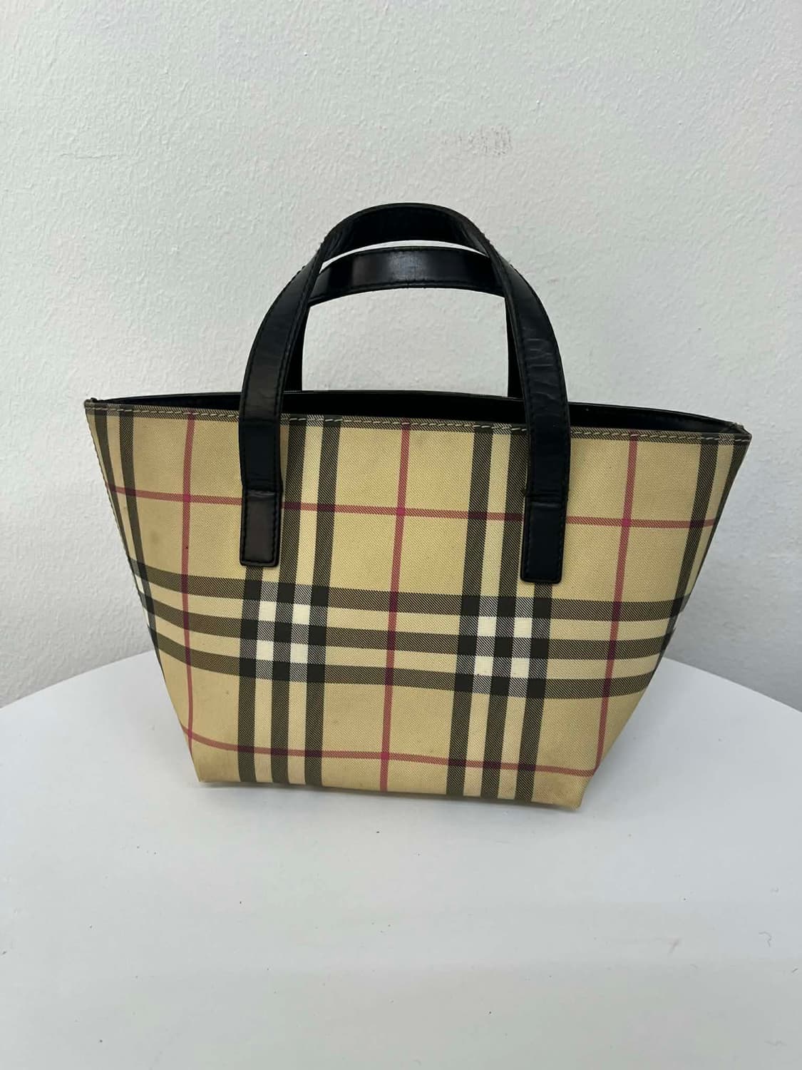 버버리 노바체크 미니 토트백 상품이미지4