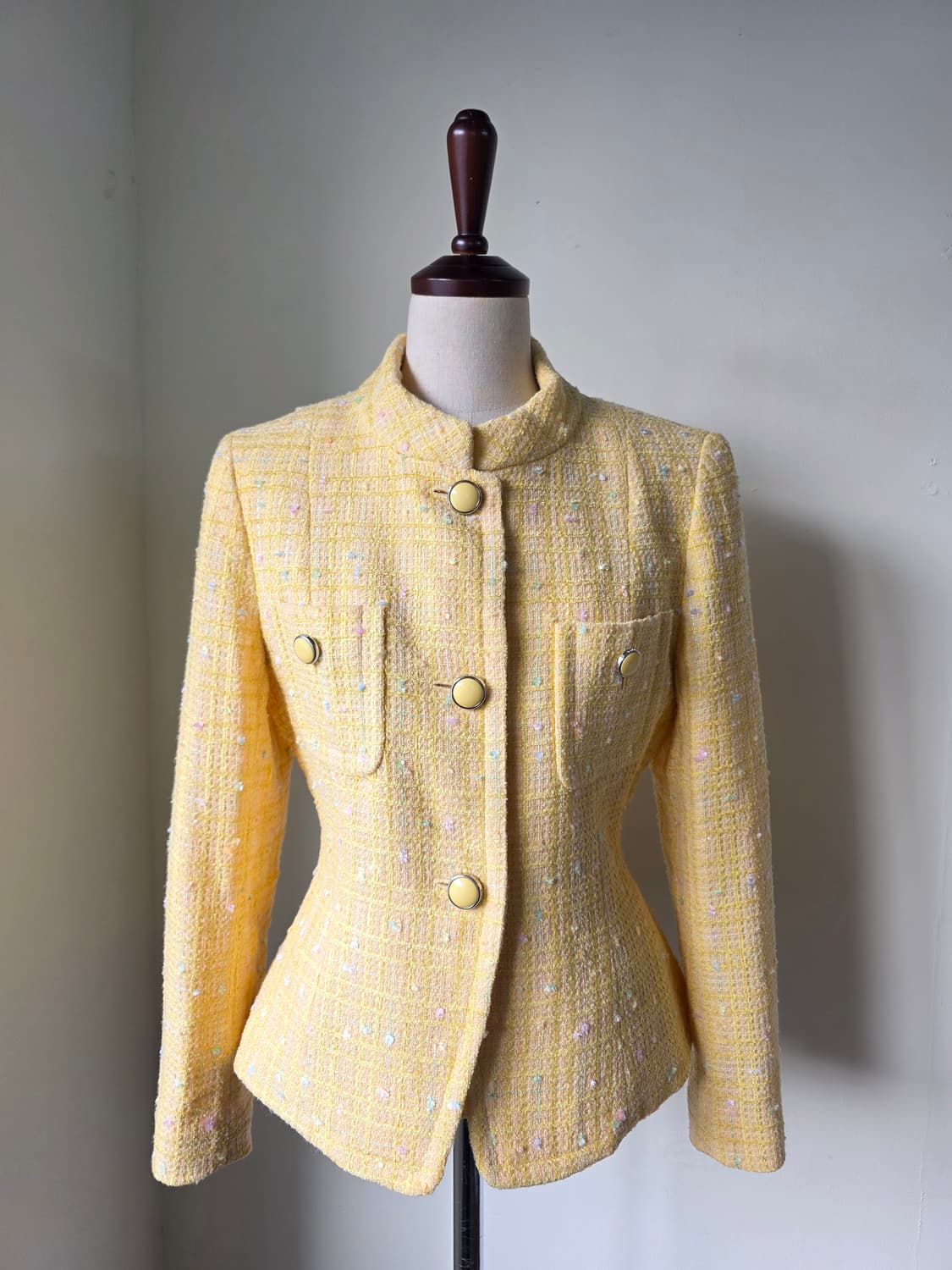 courreges 꾸레쥬 각인 단추 보카시 트위드 자켓 상품이미지2