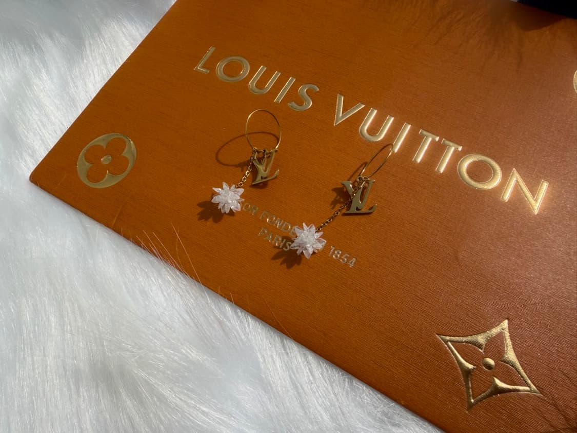 LV 언발 드롭 큐빅 이어링 상품이미지3