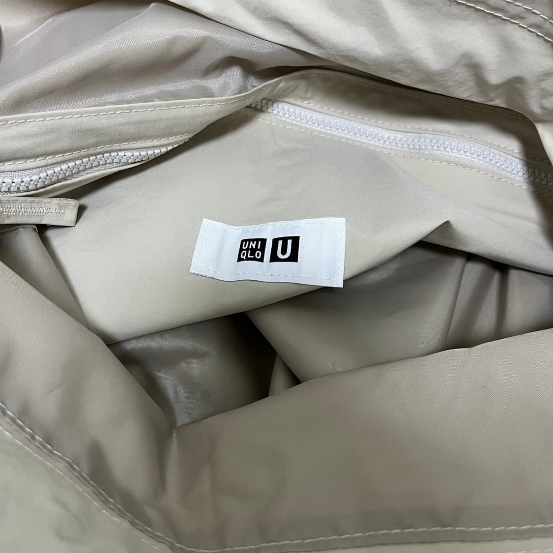 유니클로 U 드로우스트링숄더백 내츄럴 네추럴 크로스백 상품이미지4