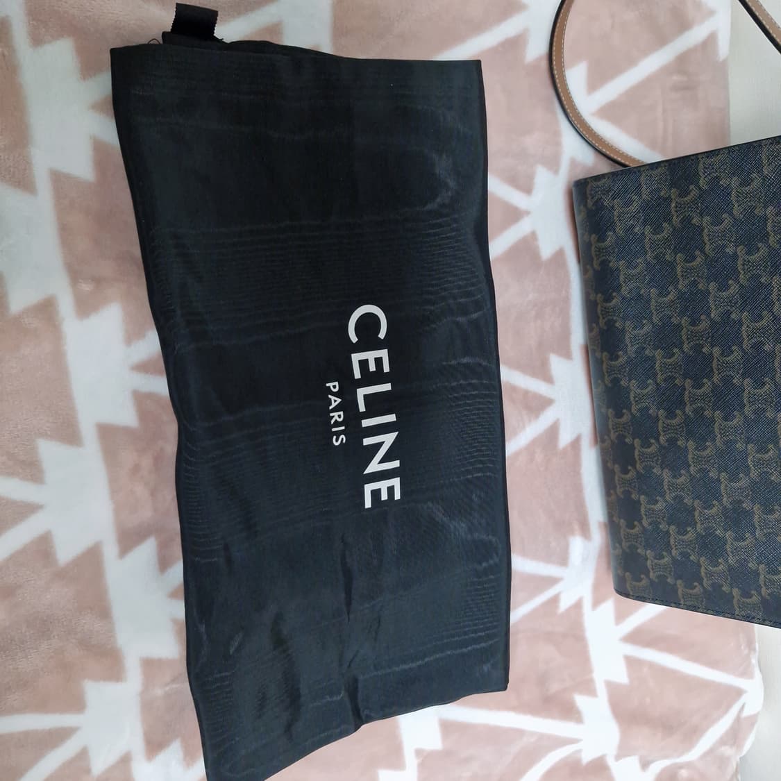 셀린느 CELINE 스몰 카바스 버티컬 트리옹프 캔버스 숄더백 크로스백 상품이미지8