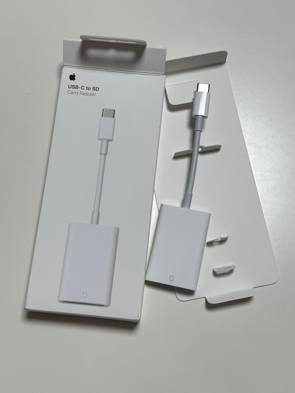 애플 Apple 정품 USB C to SD카드 리더기 상품이미지1