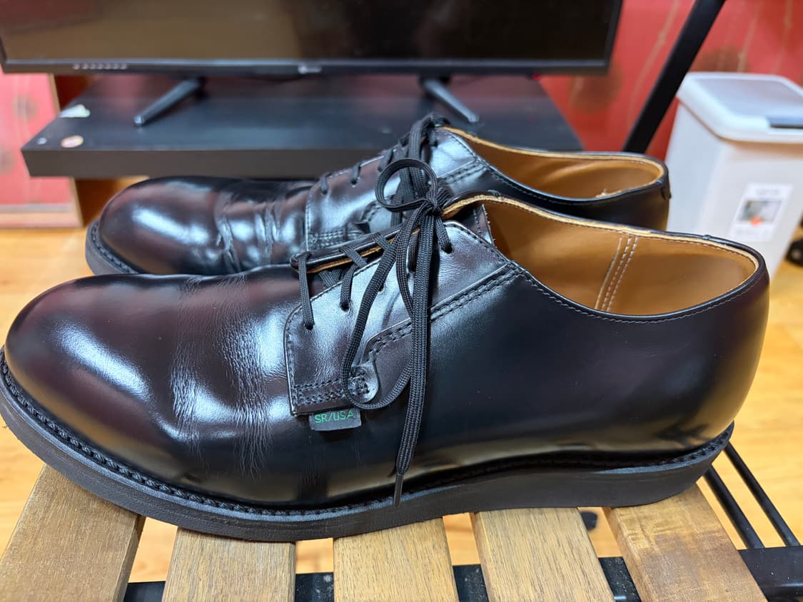 레드윙 101 포스트맨 11D 판매 합니다. 상품이미지3