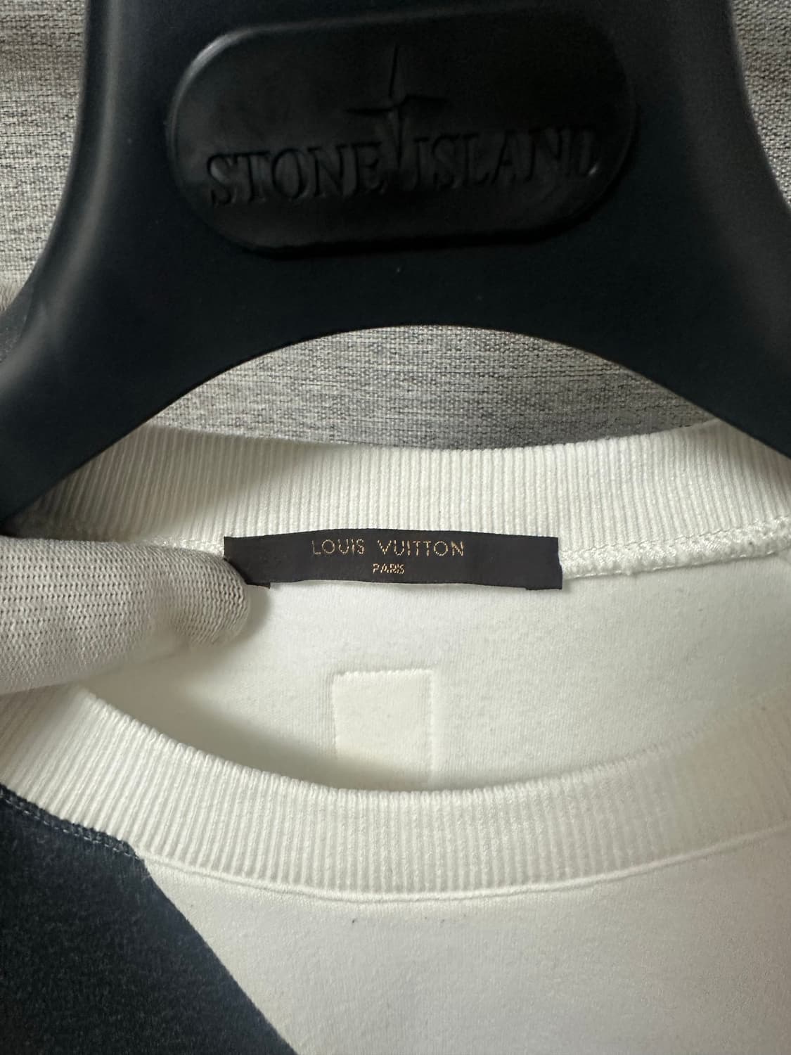 루이비통 아메리칸컵 로고 맨투맨 (L) 상품이미지3