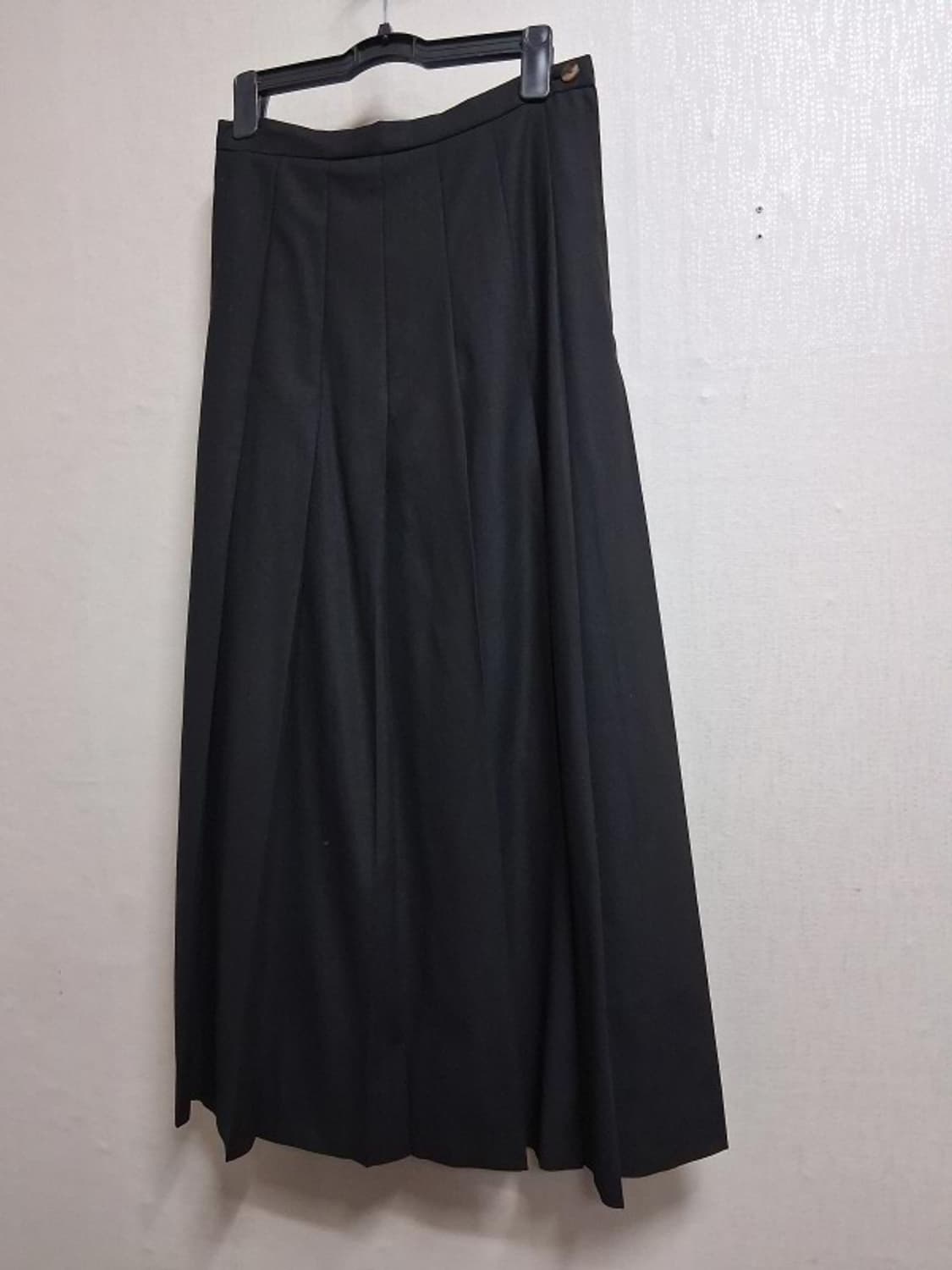 일본빈티지 oggi 주름롱스커트 춘추 여성 26인치적당
원산지 일본
소재 상품이미지1